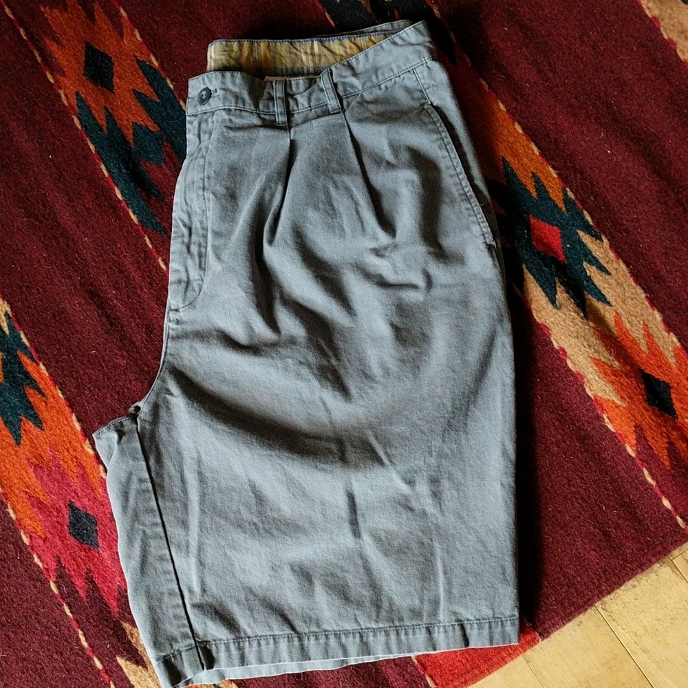 2/$15 Men's GAP twill shorts